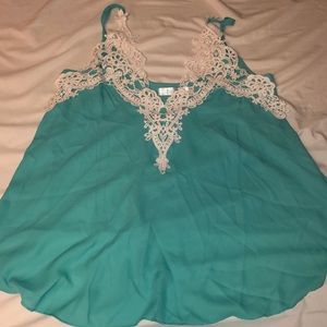 CUTE BLUE TANK TOO WITH WHITE LACE